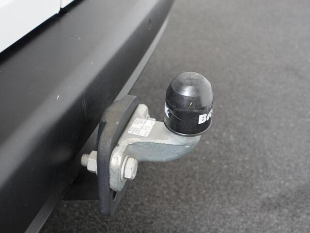 Opel COMBO 102pk L1H1 Navi Apple Carplay/Android Auto Trekhaak Cruise Control Airco Parkeersensoren