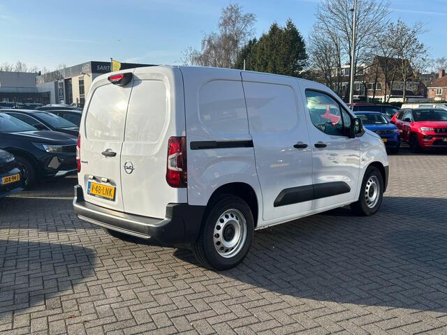 Opel COMBO Electric 136 L1 50kWh | Navigatie via Apple Carplay | Airco | Voorruitverwarming | Cruise control | Camera | Parkeersensoren