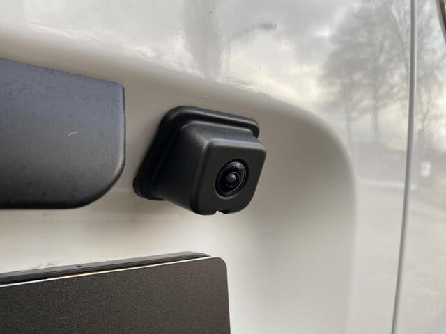 Opel COMBO Electric L2 50 kWh 136pk | 8 jaar garantie | 0% financial lease | Multimedia | Apple Carplay | Android Auto | Achteruitrijcamera | Parkeersensoren achter | Digital cockpit | Stuurwielbediening | Bestuurdersstoel comfort met armsteun | van ¤30.625 voor ¤2