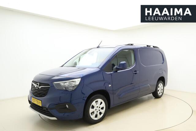 Opel COMBO 1.5D L2H1 Innovation 130 PK | Navigatie | Climate control | Dakrails | Trekhaak | Verlengd | Lichtmetalen velgen | Camera | Dodehoekdetectie