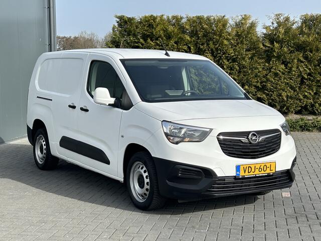 Opel COMBO 1.5D 102 PK / L2H1 / 1e EIGENAAR / INRICHTING / AIRCO / CRUISE / NAVI / APPLE CARPLAY