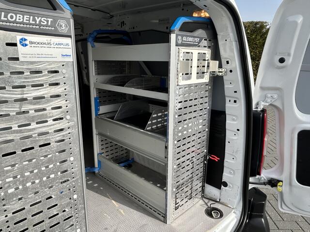 Opel COMBO 1.5D 102 PK / L2H1 / 1e EIGENAAR / INRICHTING / AIRCO / CRUISE / NAVI / APPLE CARPLAY