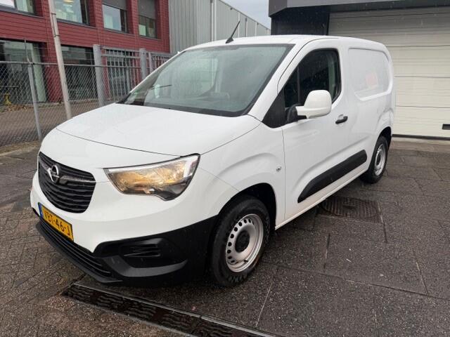 Opel COMBO 1.6D L1H1 Edition AIRCO I NW DISTIBUTIE I NAVI I APPLE CARPLAY I 1e EIGENAAR I COMPLETE ONDERHOUDSHISTORIE