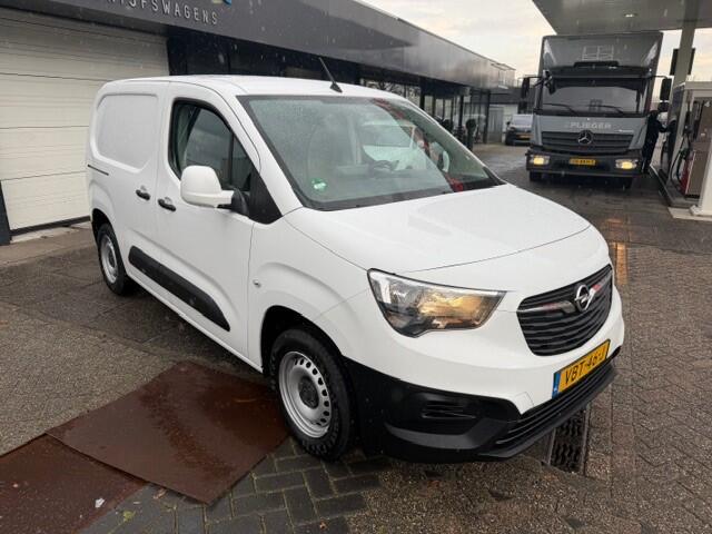 Opel COMBO 1.6D L1H1 Edition AIRCO I NW DISTIBUTIE I NAVI I APPLE CARPLAY I 1e EIGENAAR I COMPLETE ONDERHOUDSHISTORIE