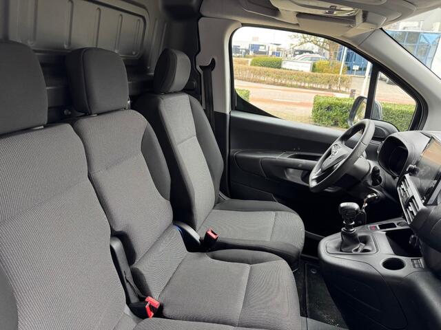 Opel COMBO 1.5D 102PK 3-pers, Navi, Airco, Cruisecntrl, Schuifdeur, PDC,