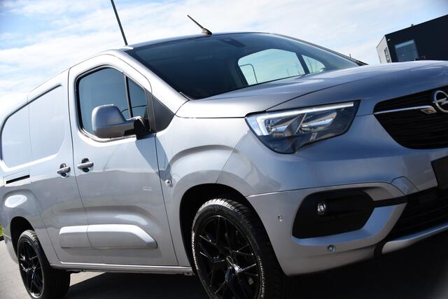 Opel COMBO 1.5D L2H1 PB Edition Camera, Cruise, Carplay, Dodehoek, 130pk, Automaat, LED, Sensoren, Clima, Keyless, Uniek!