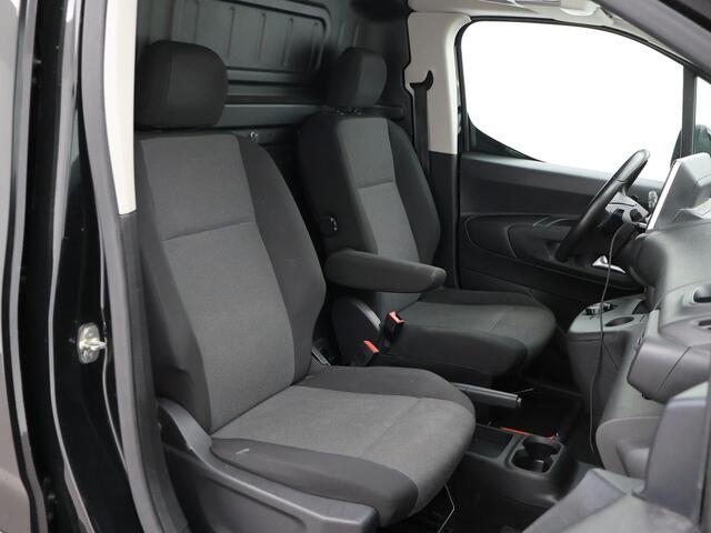 Opel COMBO 1.5D 130 PK AUT. L2H1 INNOVATION+ PAKKET | NAVIGATIE | LMV | SIDEBARS | CAMERA | CARPLAY