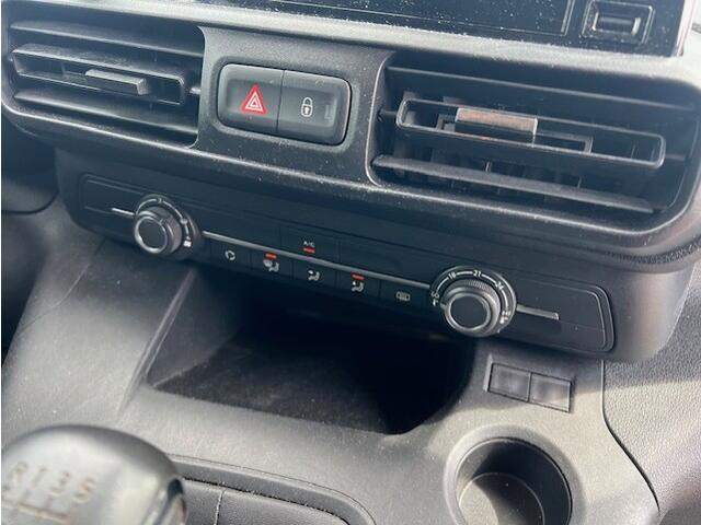 Opel COMBO 1.5 BlueHDi 75KW AIRCO KLIMA NAVI SCHUIFDEUR