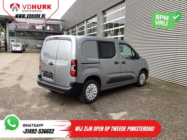 Opel COMBO 1.2 Turbo BENZINE 3Pers./ Carplay/ Navi/ Camera/ PDC/ Cruise/ Airco
