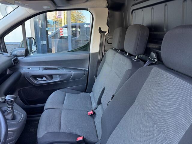 Opel COMBO L2 Lang 1.5 BlueHdi 102PK 3-pers, Navi, Cruisecntrl, PDC, NIEUWSTAAT! opel