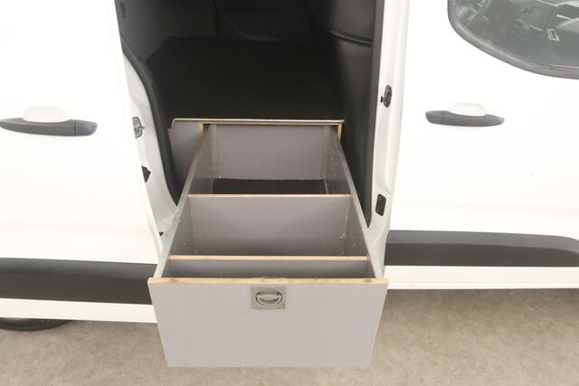 Opel COMBO 1.5D L2 | Airco | Cruise | 2xSchuifdeur | Parkeersens. | Trekhaak | Kasten