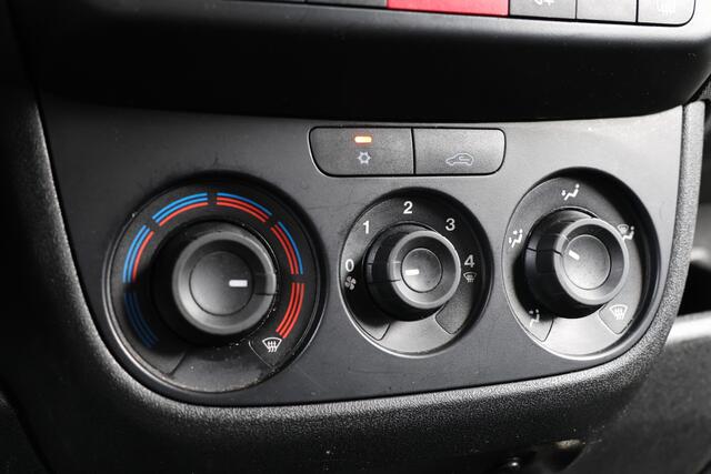 Opel COMBO 1.6 CDTi L2H1 | Marge | BTW & BPM Vrij | Airco | Camera | Trekhaak | Elek ramen | NAP Logisch | NL Auto | Nieuwe APK | Euro 6