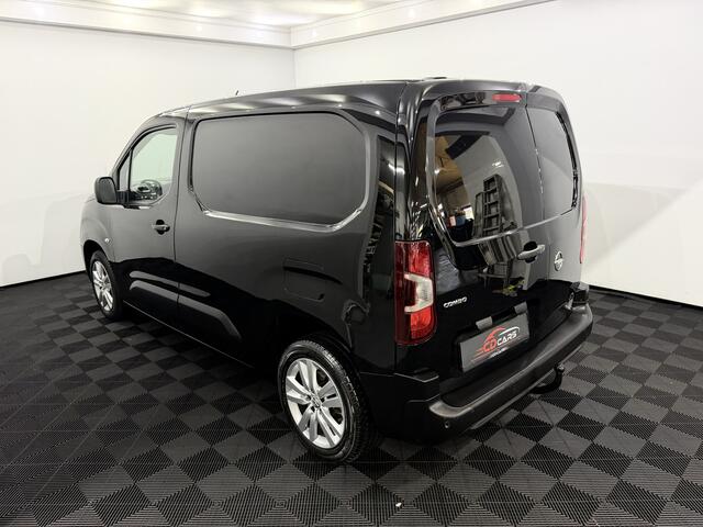 Opel COMBO 1.6D L1H1 Edition Airco, Navi, Parkeersensoren, Cruise control, Apple carplay, Lichtmetalen velgen, Trekhaak