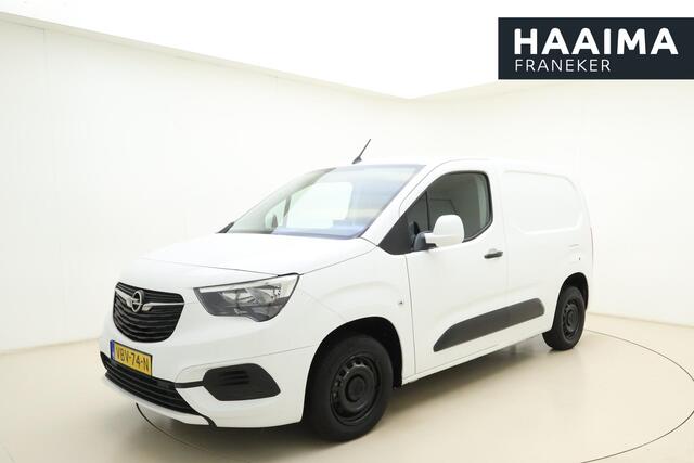 Opel COMBO 1.6D L1H1 Edition 100pk | Navigatie | Cruise Control | Parkeersensoren Achter | Weinig Kilometers | Airco | Apple Carplay - Android Auto | Trekhaak