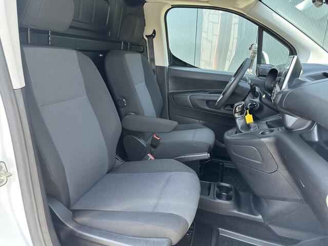 Opel COMBO 1.6D 100 PK / L2H1 / AIRCO / CRUISE / NAVI / ECC / APPLE CARPLAY / ANDROID AUTO / PDC