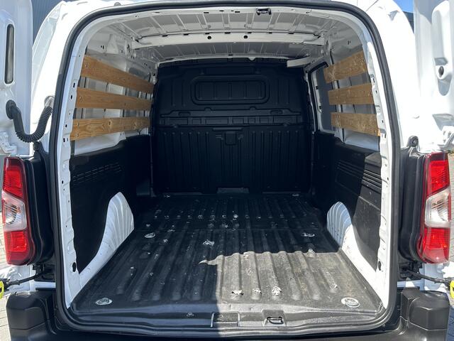 Opel COMBO 1.6D 100 PK / L2H1 / AIRCO / CRUISE / NAVI / ECC / APPLE CARPLAY / ANDROID AUTO / PDC