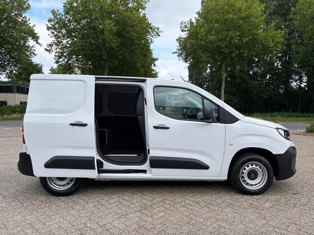 Opel COMBO L1 1.5 BlueHDi 100pk | Airco | Cruise control | Telefoonhouder | Telefoonmigratie | Stuurwielbediening | Digital cockpit | Parkeersensoren achter | van ¤33.332 ex. BTW voor ¤27.995 ex. BTW incl. BPM rijklaar
