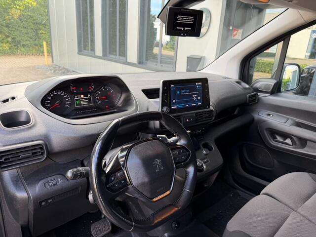 Opel COMBO 1.5 BlueHDi L2 Lang Automaat 130PK Navi, 2x schuifdeur, 3-pers, Cruisecntrl, PDC opel