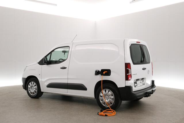 Opel COMBO Combo-e 50 kWh | Snelladen | SOH 98% | Airco | Cruise | Parkeersens. | Trekhaak