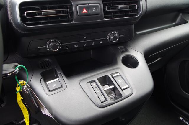 Opel COMBO Combo-e Electric 136pk L1 50kWh > Nieuw/Camera/Apple Carplay/Android Auto/275km Actieradius WLTP... | 3445 |