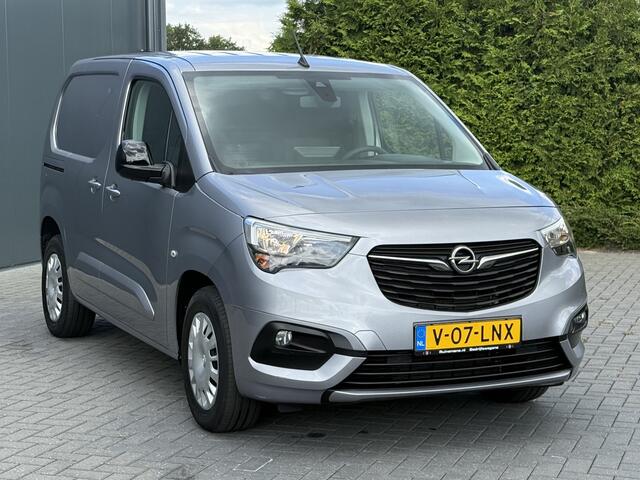 Opel COMBO Electric 50kWh 136 PK / AUTOMAAT / L1H1 / CAMERA / 1e EIG. / 35.706 KM! / CRUISE / AIRCO