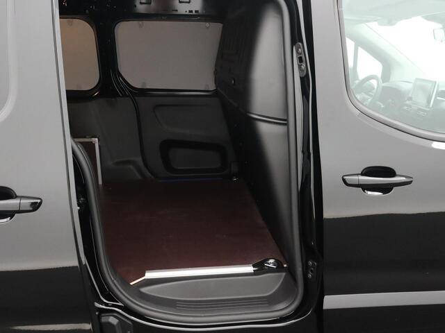 Opel COMBO 1.5D L2H1 Standaard licht metalen velgen | apple carplay(navigatie) |alles in kleur | camera | trekhaak.