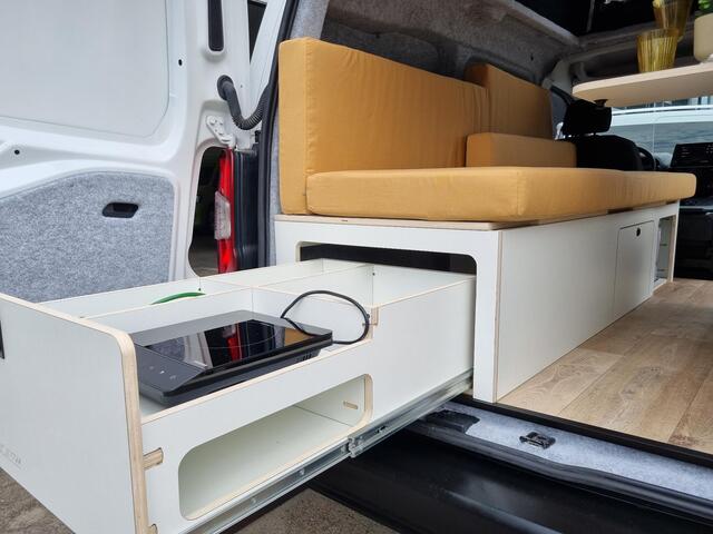 Opel COMBO 1.2 Turbo L2H1 MINICAMPER 12.000 KM.
