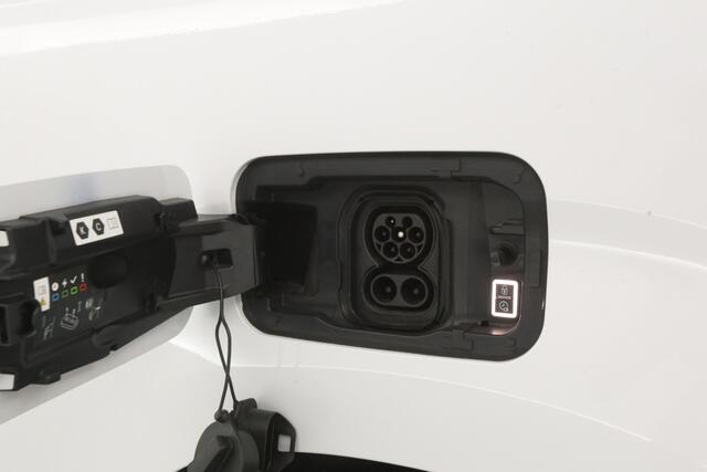 Opel COMBO Combo-e 50 kWh | Snelladen | SOH 98% | 3 Zits | Airco | Camera | Carplay | Cruise | Navi | Parkeersens. – foto 8
