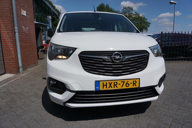 Opel COMBO TOUR 1.2 Turbo L1H1 Edition 5 PERSOONS - PARKEERSENSOREN - NAVI - APPLE CARPLAY / ANDROID - AIRCO - CRUISE - RIJSTROOKSENSOR - PARKEERHULP - 2X SCHUIFDEUR - DAB+ - BLUETOOTH - AUT. VERLICHTING