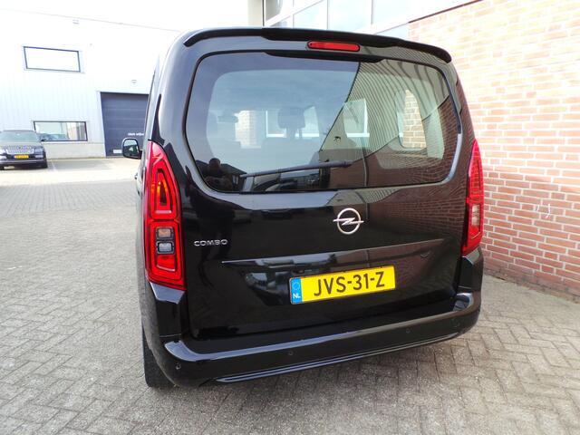 Opel COMBO TOUR 1.2 Turbo L1H1 Edition 22.950 Airco,Cruise,Navi,Camera,Pdc,Lmv,Stoelverw,Enz