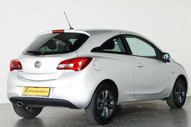 Opel CORSA 1.4 Edition / Carplay / Camera / Cruise control / All Season banden