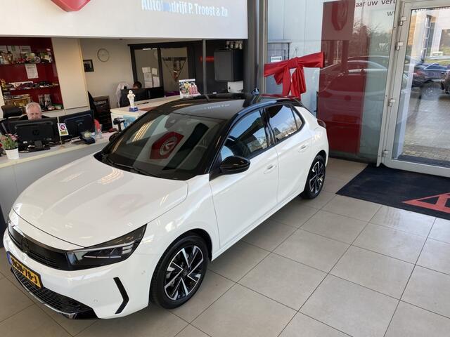 Opel CORSA 1.2 Turbo GS,Appele Carplay/Android Auto,Keyless,Achteruitrijcamera,Climate&Cruisecontrol,Tel. Lader,V&A Sensoren,Bleutooth met Spraakbediening,Two Tone Lak,16 Inch Lmv
