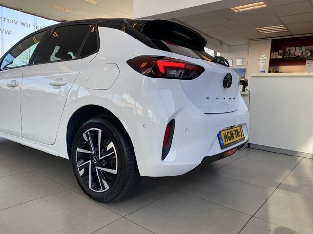 Opel CORSA 1.2 Turbo GS,Appele Carplay/Android Auto,Keyless,Achteruitrijcamera,Climate&Cruisecontrol,Tel. Lader,V&A Sensoren,Bleutooth met Spraakbediening,Two Tone Lak,16 Inch Lmv