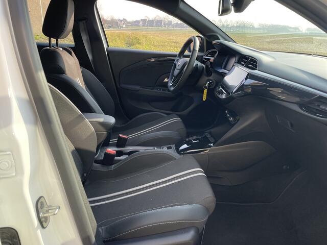 Opel CORSA 1.2 Turbo, Automaat, Stoelverwarming, Stuurverwarming, Camera, enz,enz,enz