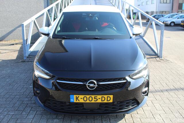 Opel CORSA 1.2 GS Line Navigatie/Cruise control/Climate control/Apple carplay/Keyless/Lane assist/Draadloze telefoonlader/Parkeersensoren rondom/Multifunctioneel stuurwiel/Spraakbediening/LED koplampen/17'' Lichtmetalen velgen/Bluetooth/Elektrische ramen/Elektrisch