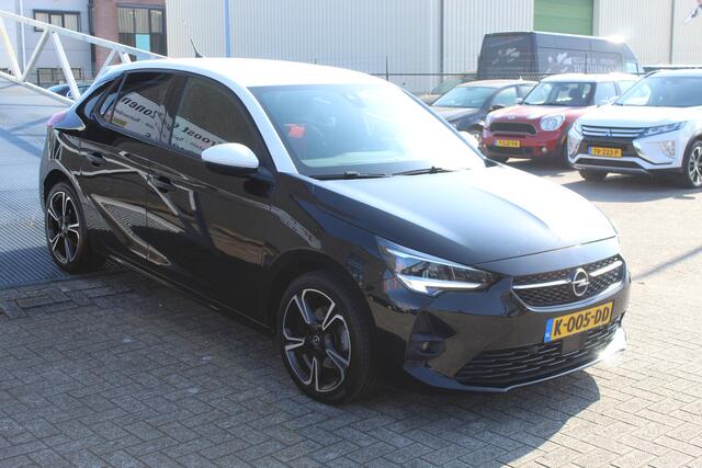 Opel CORSA 1.2 GS Line Navigatie/Cruise control/Climate control/Apple carplay/Keyless/Lane assist/Draadloze telefoonlader/Parkeersensoren rondom/Multifunctioneel stuurwiel/Spraakbediening/LED koplampen/17'' Lichtmetalen velgen/Bluetooth/Elektrische ramen/Elektrisch