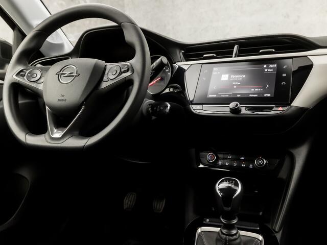Opel CORSA 1.2 Black Edition Sport (APPLE CARPLAY, CRUISE, LANE ASSIST, SPORTSTOELEN, TREKHAAK, NIEUWE APK, NIEUWSTAAT)