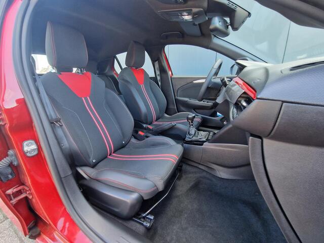 Opel CORSA 1.2 Turbo GS | Achteruitrijcamera | Parkeersensoren V+A | Cruise control | Apple Carplay / Android Auto