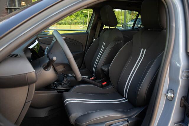 Opel CORSA 1.2 Turbo GS , Panoramadak, Stuur/stoelverwarming, Carplay,