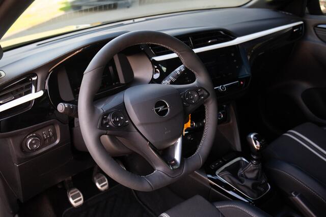 Opel CORSA 1.2 Turbo GS , Panoramadak, Stuur/stoelverwarming, Carplay,