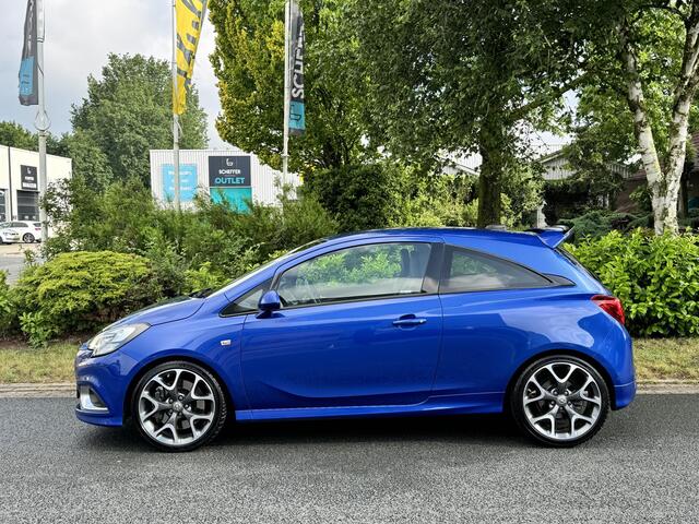 Opel CORSA 1.6 Turbo OPC 207PK LederoXenonoCarplay