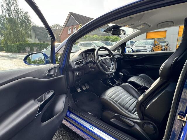 Opel CORSA 1.6 Turbo OPC 207PK LederoXenonoCarplay