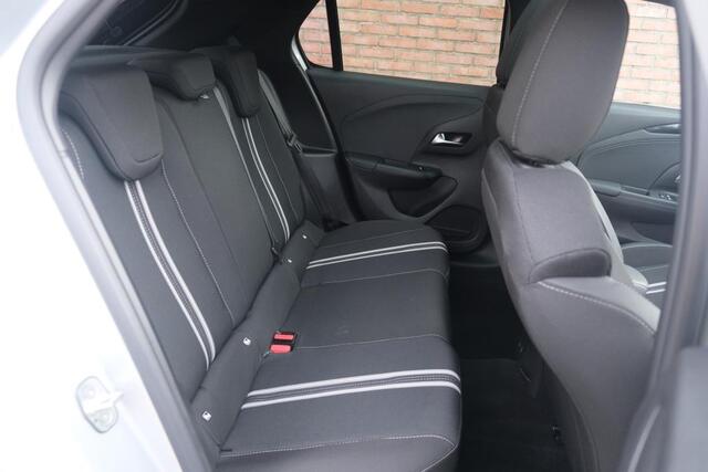 Opel CORSA 1.2 Turbo 130pk EAT8 GS | Navi | App Connect | Climate | Full LED | Panoramadak | Camera | Blind Spot | Winter Pakket