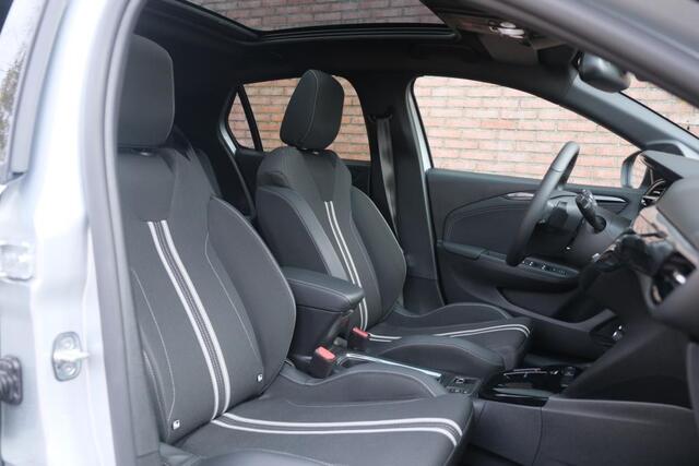 Opel CORSA 1.2 Turbo 130pk EAT8 GS | Navi | App Connect | Climate | Full LED | Panoramadak | Camera | Blind Spot | Winter Pakket