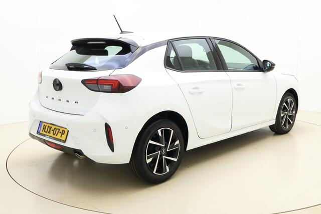 Opel CORSA 1.2 Turbo GS 100 PK | Navigatie via Carplay | Camera | Airco | Parkeersensoren voor en achter | Lichtmetalen velgen | Cruise control | Bluetooth