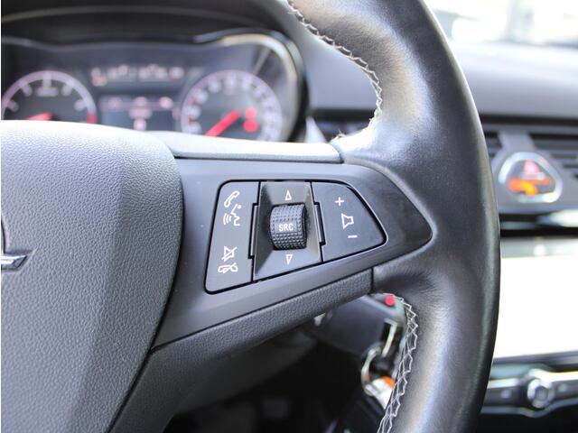 Opel CORSA 1.0 Turbo 120 Jaar Edition | Navi / Camera / Stoelverwarming