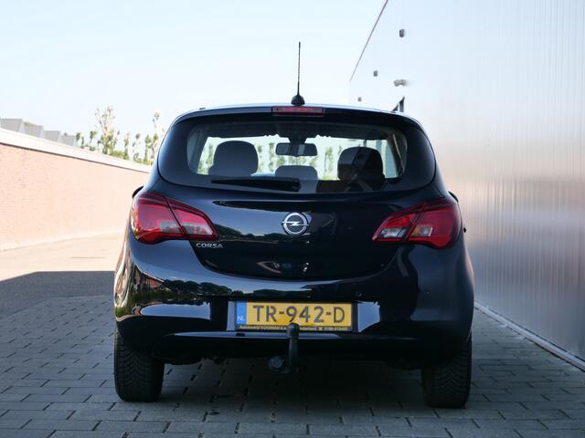 Opel CORSA 1.4 Favourite 90pk Navigatie / PDC /Apple Carplay