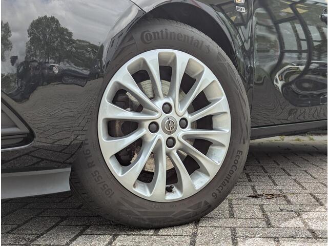 Opel CORSA 1.0 Turbo 120 Jaar Edition | Parkeersensoren V+A | Camera | Stoel- stuurwielverwarming | Cruise