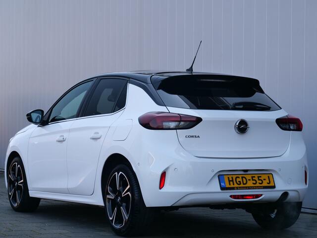 Opel CORSA 1.2 Turbo 100pk Level 4 LED / Panoramadak / Camera / 17 Inch