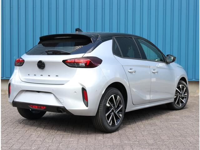 Opel CORSA 1.2 GS | Climate control | Achteruitrijdcamera | Apple Carplay/ Android Auto | Navigatie | Keyless |